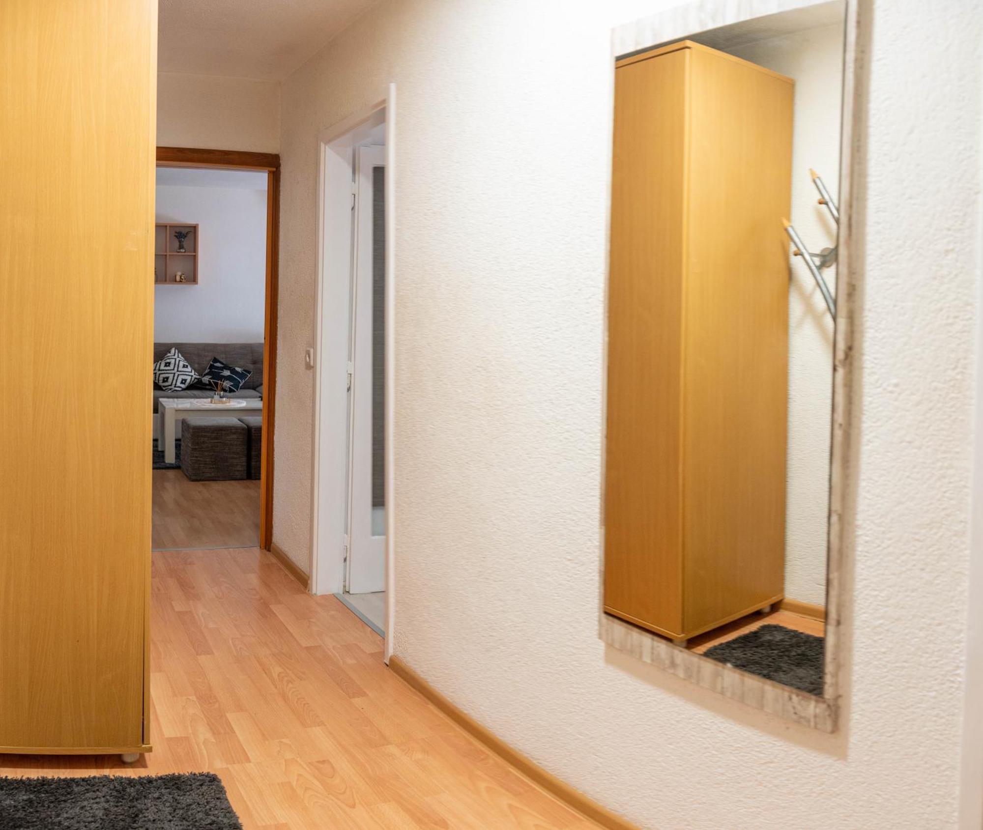 Apartman Lili Knin Bagian luar foto